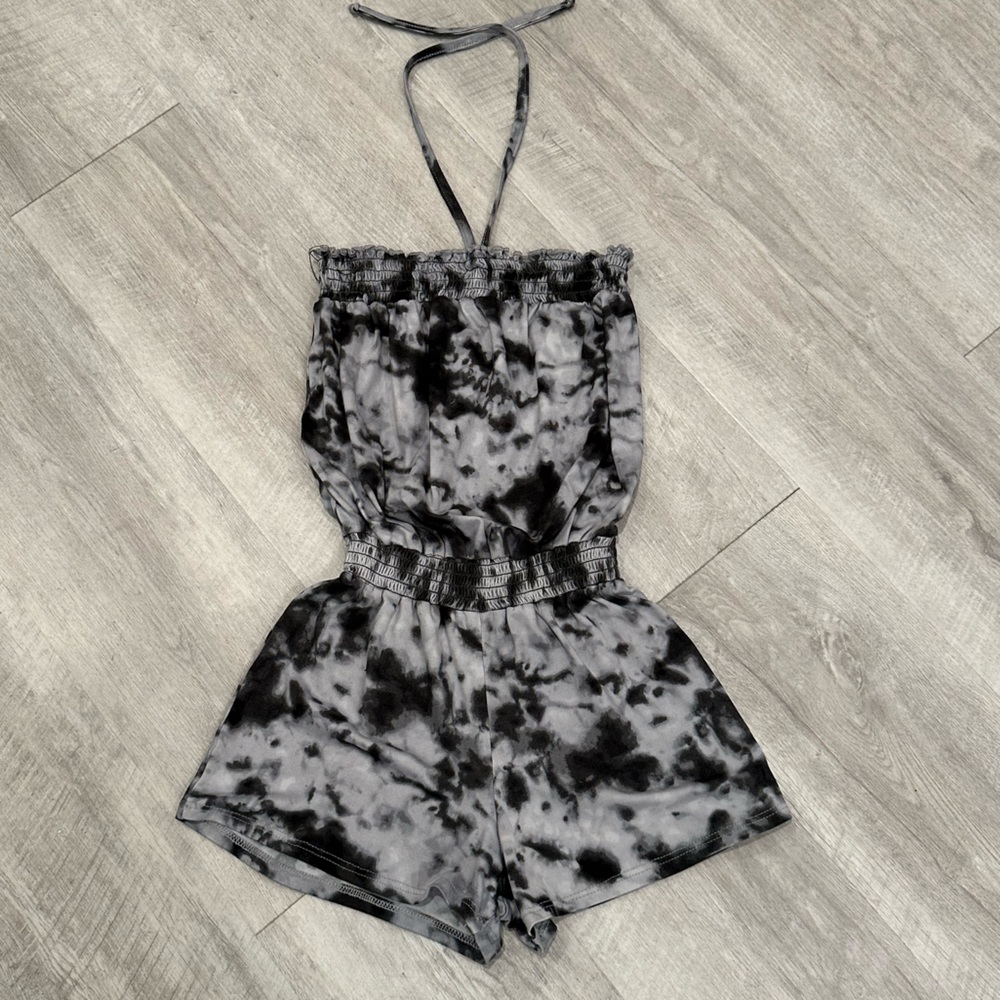 EUC Pinc Tie Dye Romper
